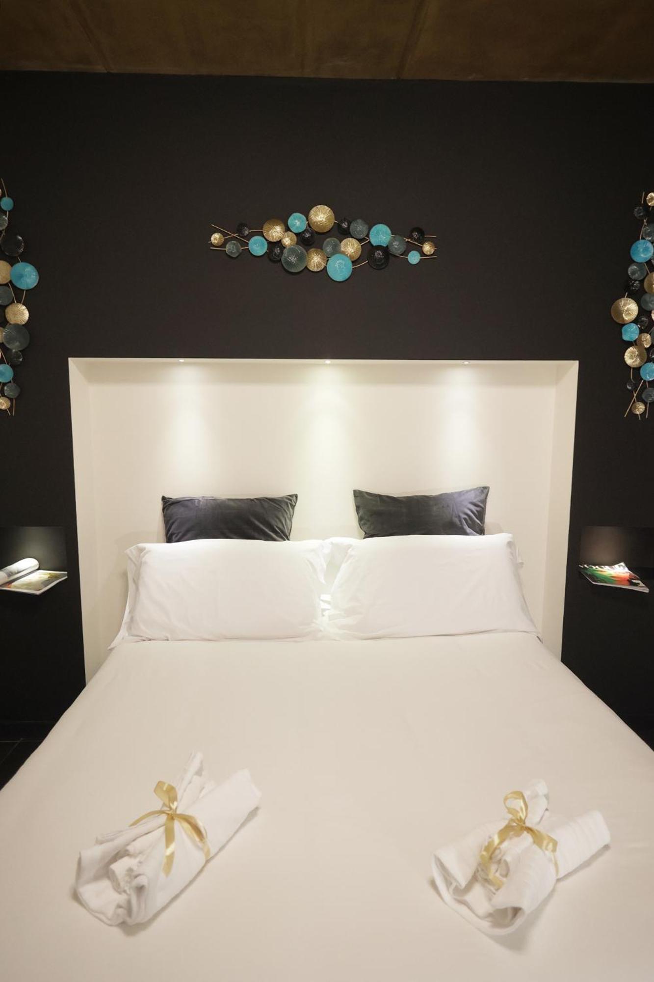 Civico 69 Luxury Room Barletta Eksteriør bilde